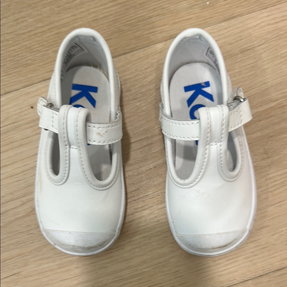 Keds champion toe cap Tstrap white leather size 5